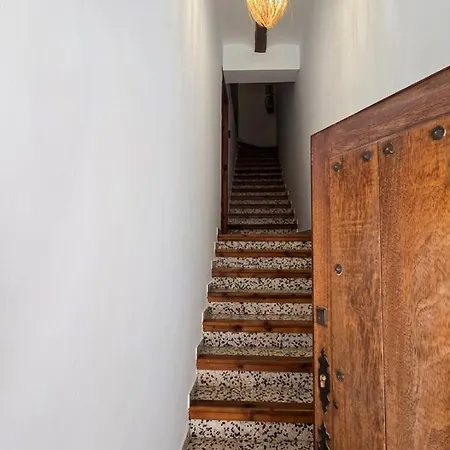 Vandrerhjem Albergue La Cuba *